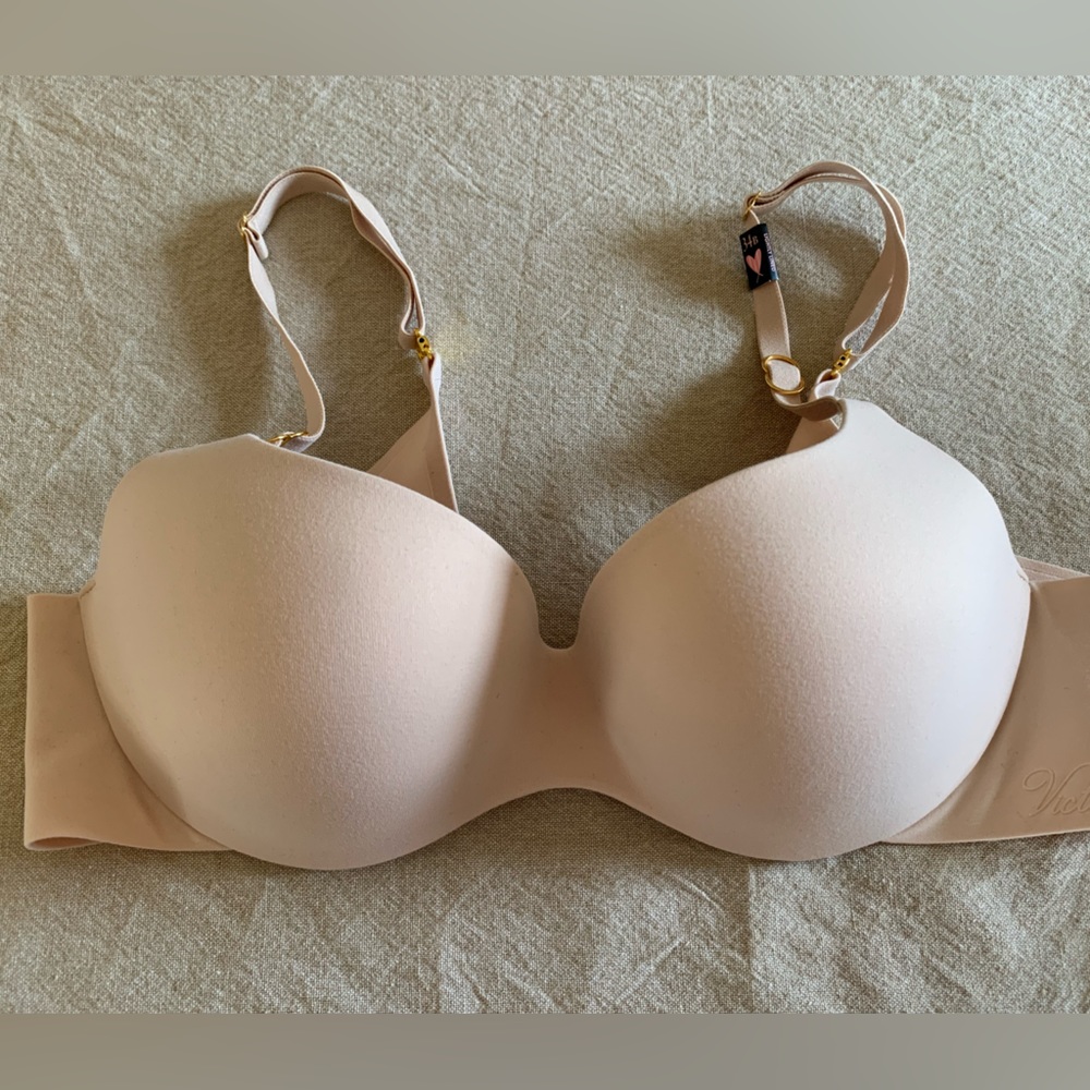 Victoria’s Secret Incredible bra
